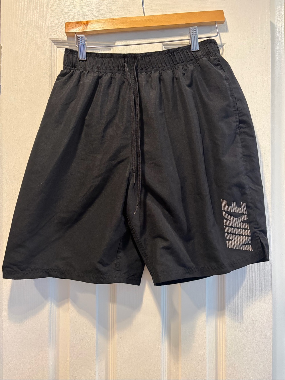 Men’s Nike Logo Swim Trunks/Shorts